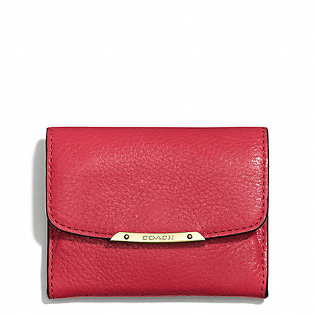 COACH F49779 MADISON LEATHER FLAP CARD CASE LIGHT-GOLD/SCARLET