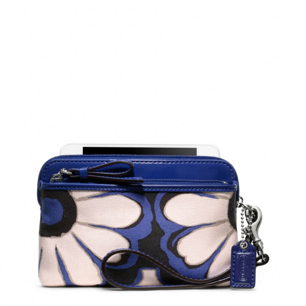 COACH POPPY FLORAL SCARF PRINT DOUBLE ZIP WRISTLET - SILVER/BLUE/BLACK - f49939