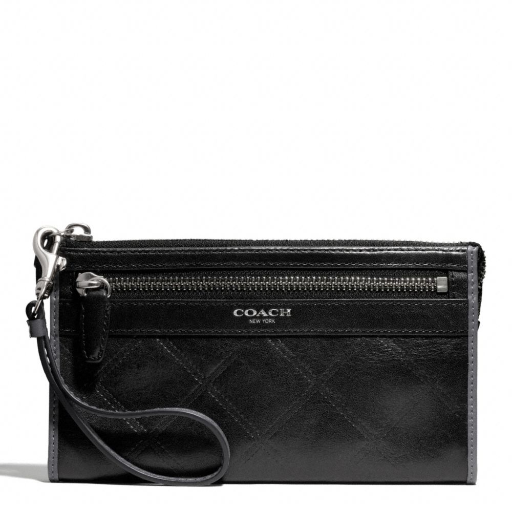 COACH F50049 - ZIPPY WALLET IN QUILTED LEATHER ONE-COLOR