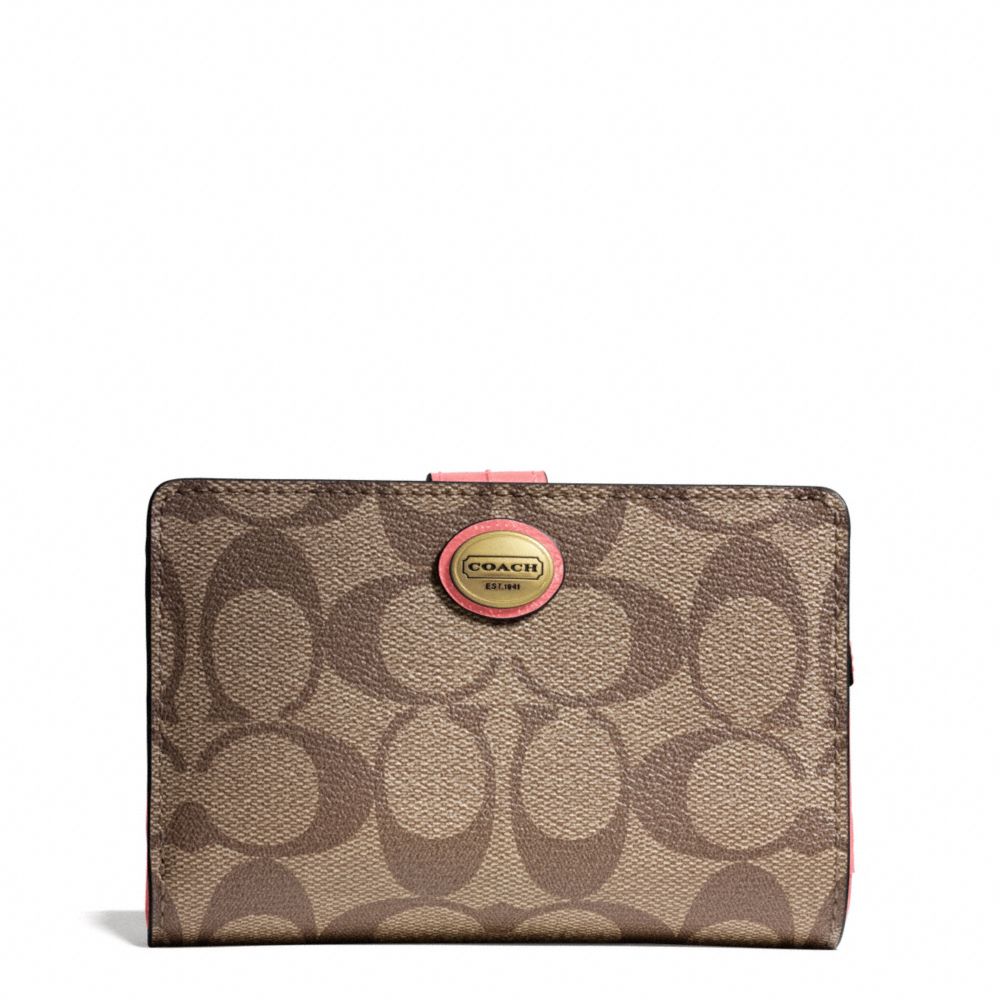 COACH PEYTON SIGNATURE MEDIUM WALLET -  - f50114