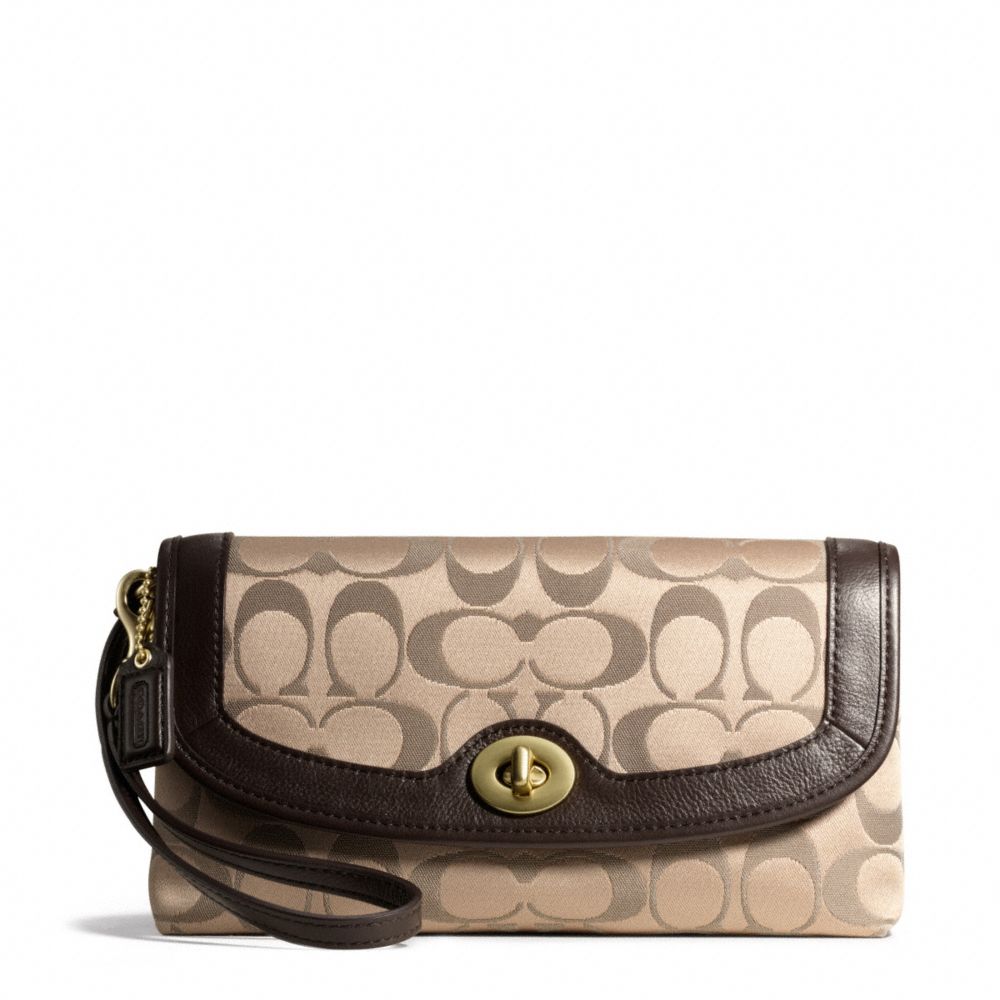 CAMPBELL SIGNATURE LARGE WRISTLET - BRASS/KHAKI/MAHOGANY - COACH F50184