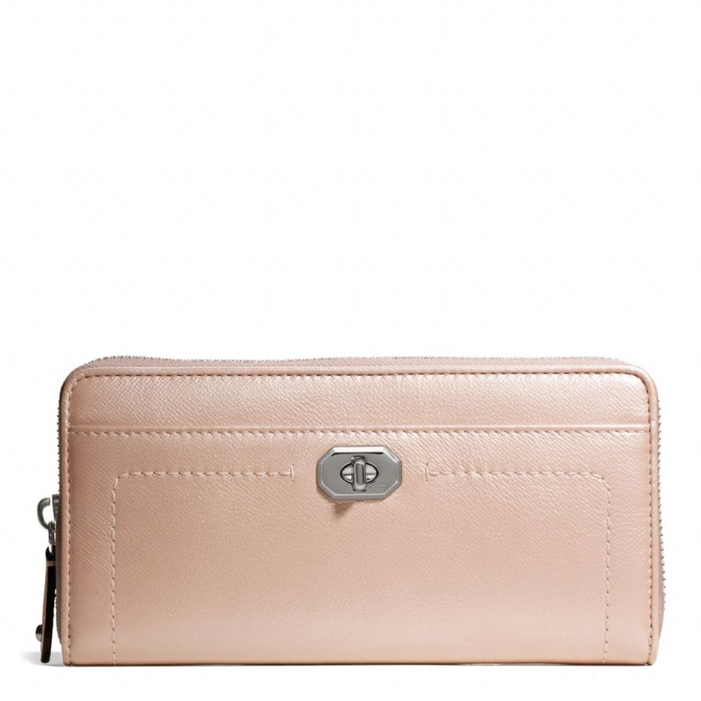 CAMPBELL TURNLOCK LEATHER ACCORDION ZIP - SILVER/BLUSH - COACH F50445