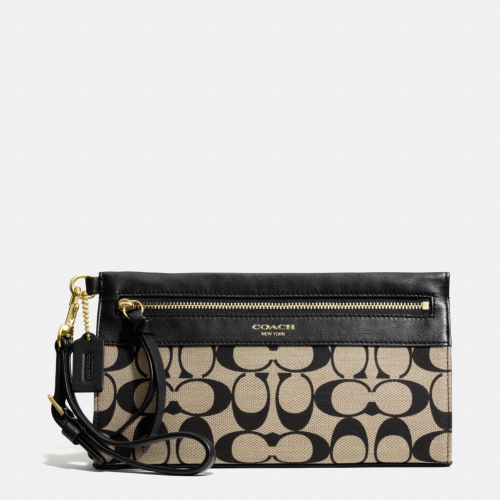 COACH LARGE WRISTLET IN PRINTED SIGNATURE - BRASS/KHAKI BLACK/BLACK - f51071