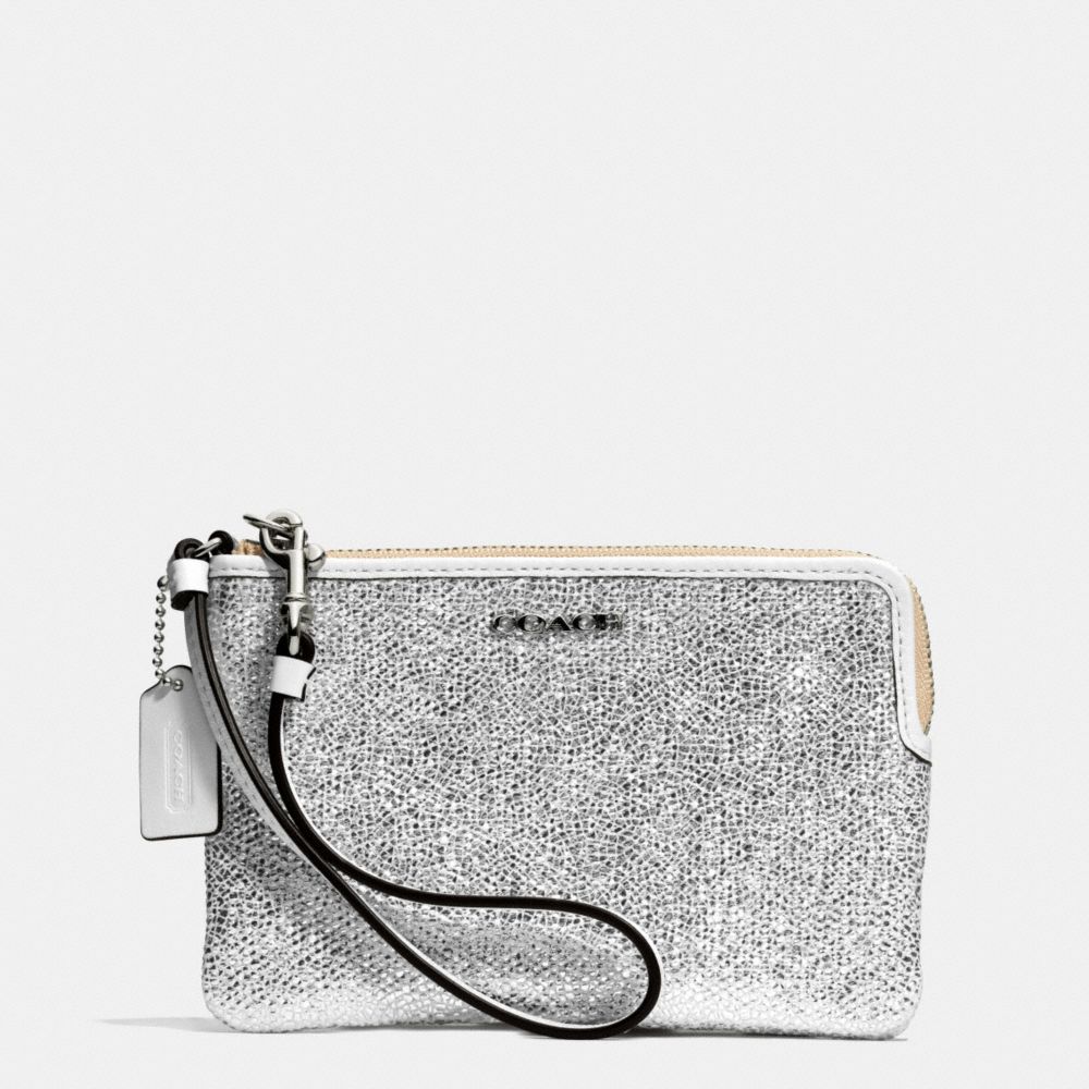 COACH f51422 BLEECKER ZIP SMALL WRISTLET IN METALLIC CRACKLE CANVAS  SILVER/WHITE