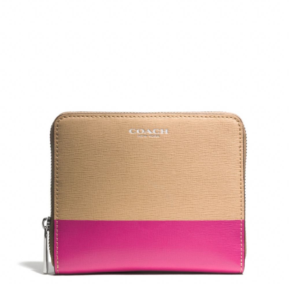 COACH f51508 SAFFIANO PRINTED TWO TONE LEATHER MEDIUM CONTINENTAL ZIP AROUND SILVER/CAMEL/PINK RUBY