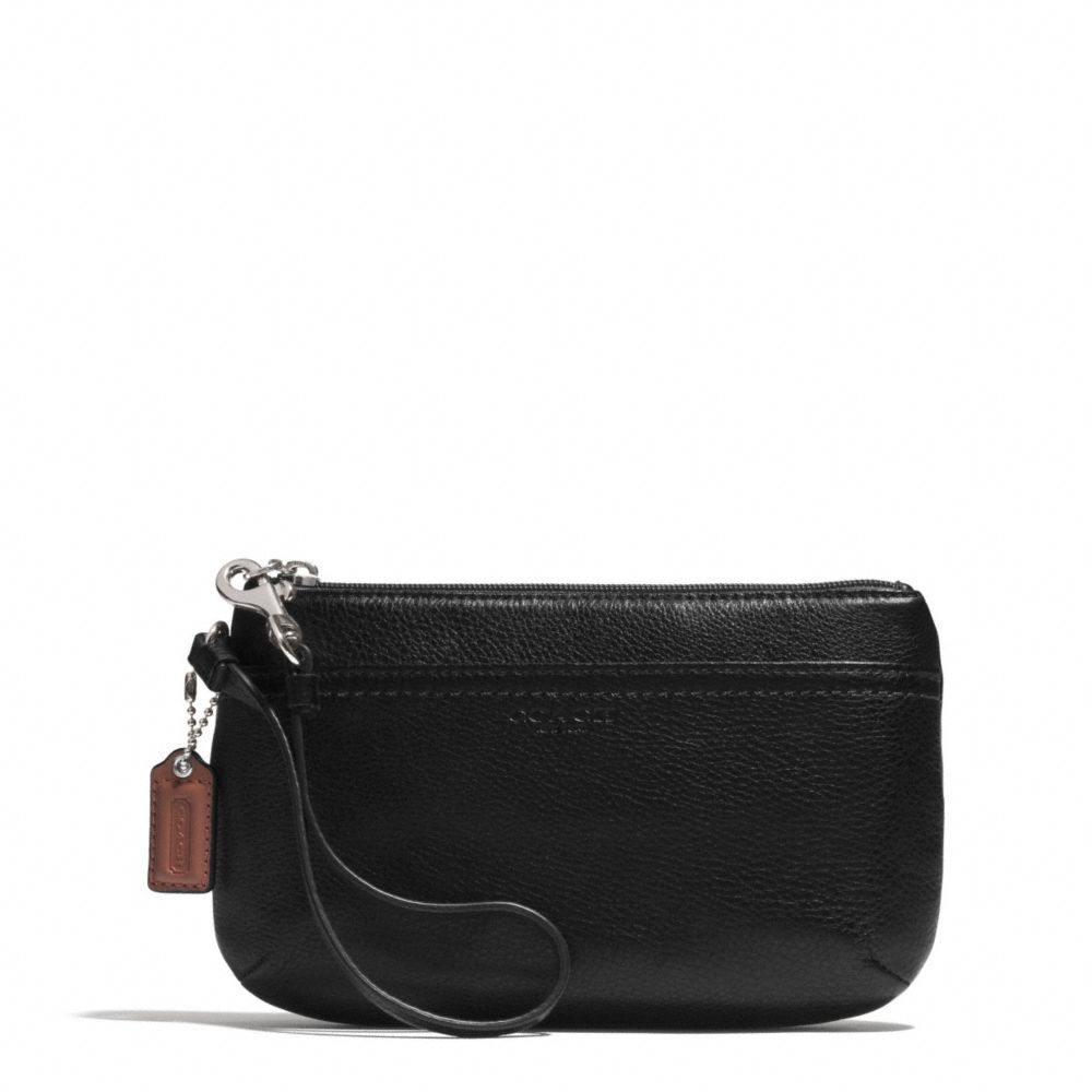 PARK LEATHER MEDIUM WRISTLET - SILVER/BLACK - COACH F51683