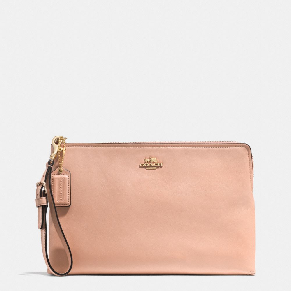 MADISON LARGE POUCH CLUTCH IN LEATHER - f52106 -  LIGHT GOLD/ROSE PETAL