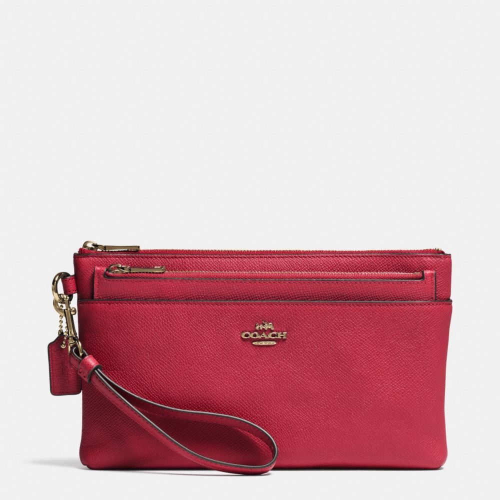 LARGE WRISTLET WITH POP-UP POUCH IN EMBOSSED TEXTURED LEATHER - f52468 - LIGHT GOLD/RED CURRANT
