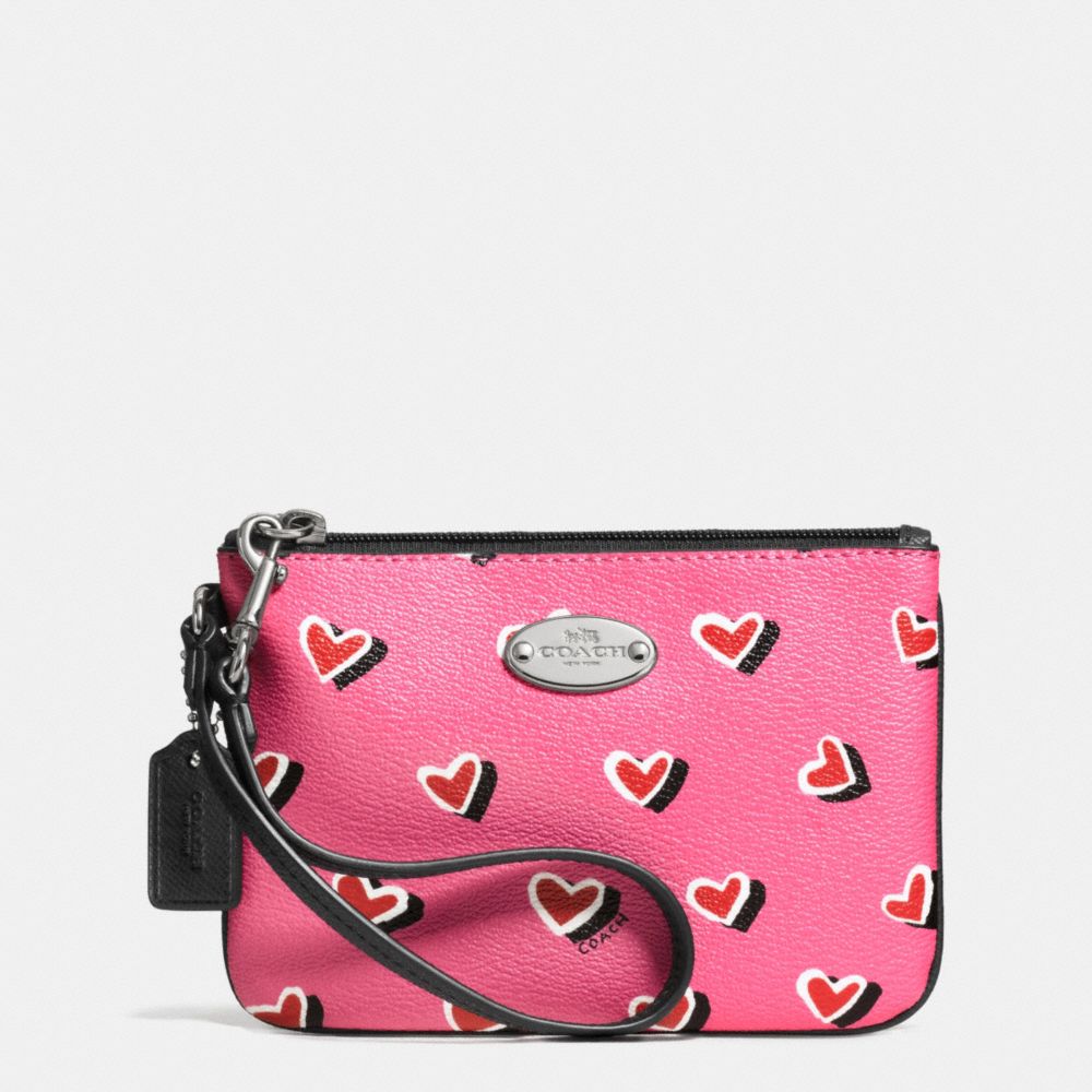 COACH f52560 SMALL WRISTLET IN HEART PRINT CANVAS  SILVER/PINK MULTICOLOR