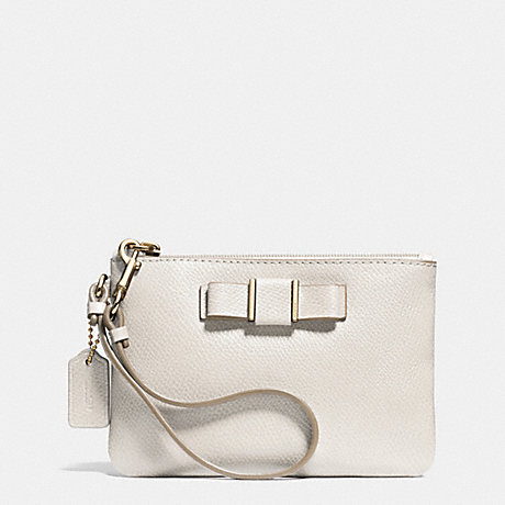 COACH F52629 SMALL WRISTLET WITH BOW IN CROSSGRAIN LEATHER LIGHT-GOLD/CHALK
