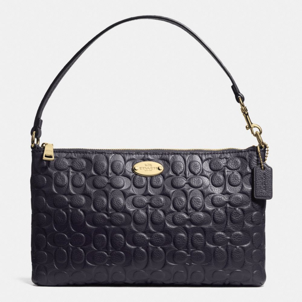 COACH SIGNATURE EMBOSSED PEBBLE LEATHER LARGE WRISTLET - LIGHT GOLD/MIDNIGHT - f52643