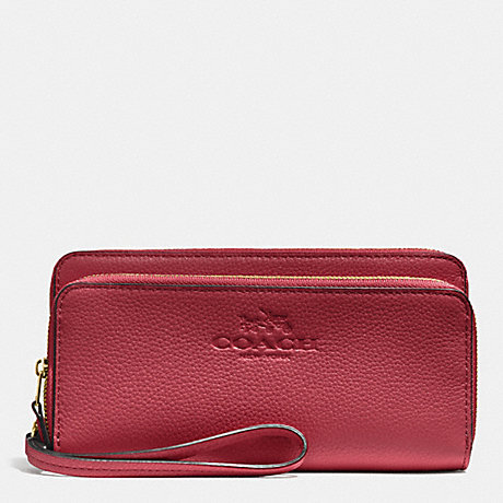 COACH F52718 DOUBLE ACCORDIAN ZIP WALLET IN PEBBLE LEATHER IMITATION-GOLD/CRANBERRY