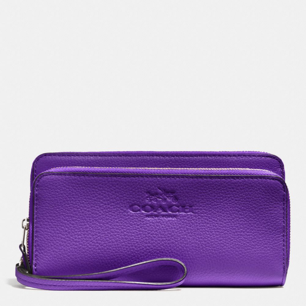 COACH DOUBLE ACCORDIAN ZIP WALLET IN PEBBLE LEATHER - SILVER/PURPLE IRIS - F52718