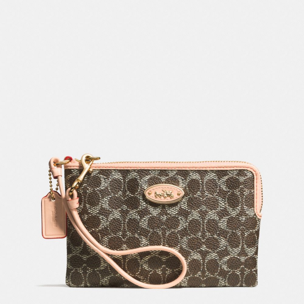 COACH f53009 CORNER ZIP WRISTLET IN EMBOSSED SIGNATURE LIGHT GOLD/SADDLE/APRICOT