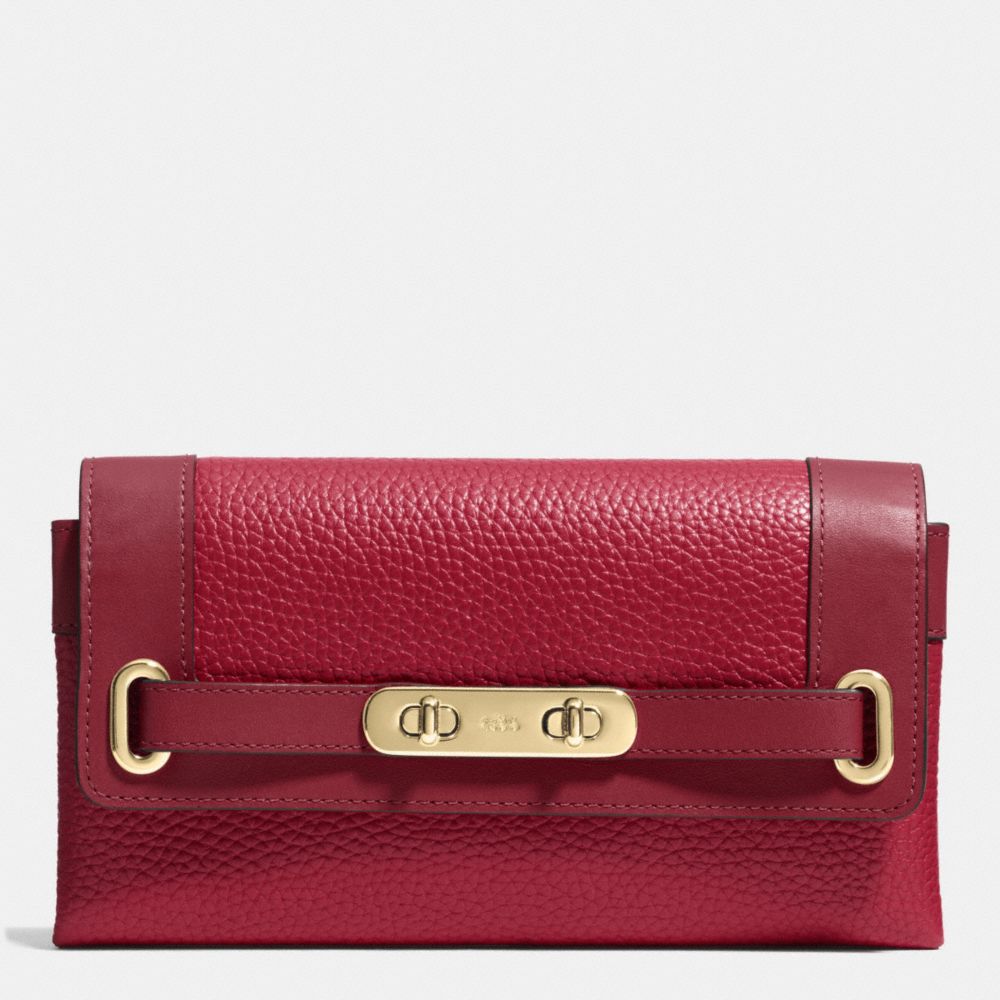 COACH SWAGGER WALLET IN PEBBLE LEATHER - LIGHT GOLD/BLACK CHERRY - COACH F53028