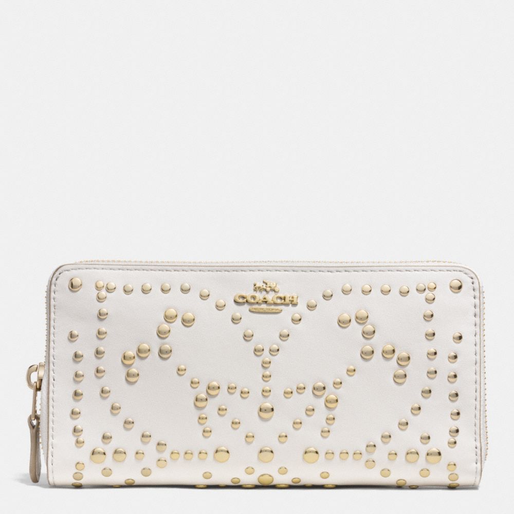 COACH ACCORDION ZIP WALLET IN MINI STUDDED LEATHER - LIGHT GOLD/CHALK - f53135