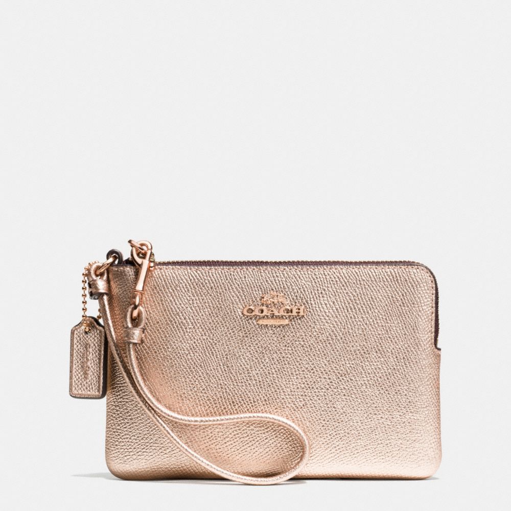 COACH f53285 CORNER ZIP WRISTLET IN METALLIC CROSSGRAIN LEATHER RE/ROSE GOLD