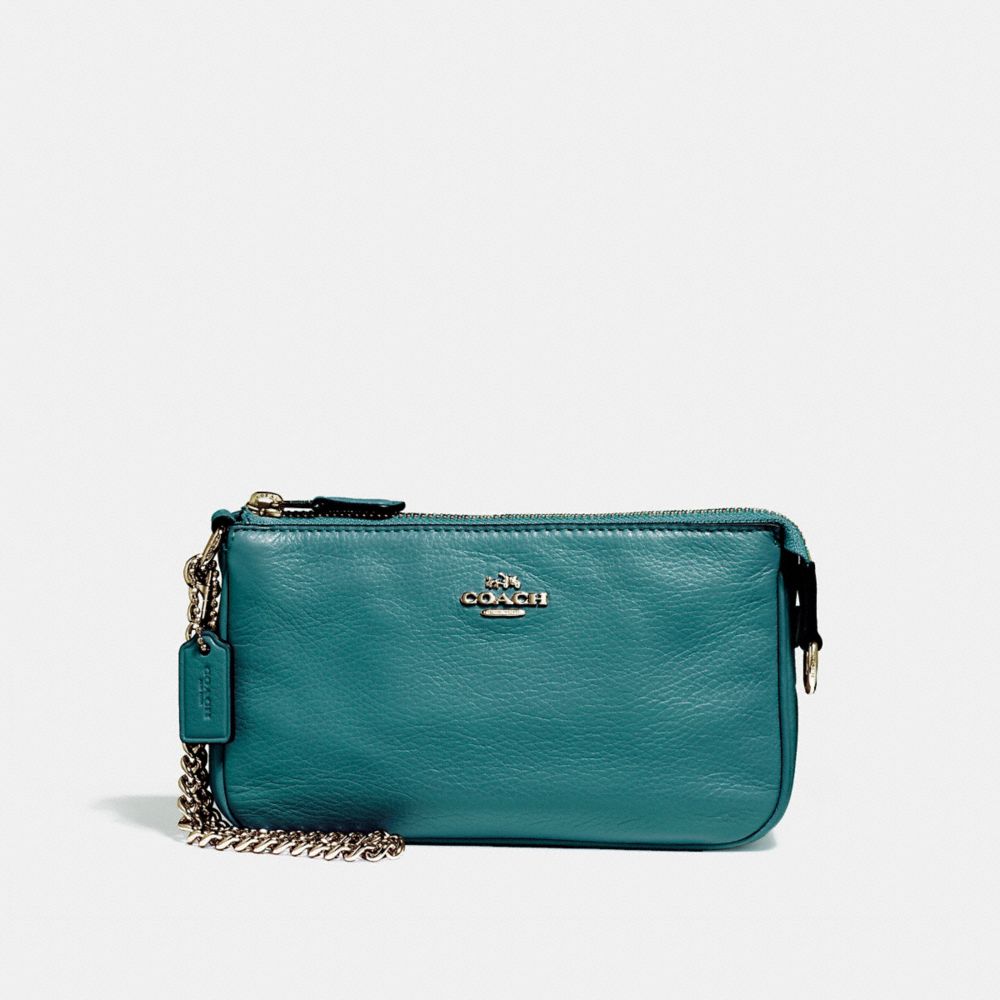 LARGE WRISTLET 19 IN PEBBLE LEATHER - LIGHT GOLD/DARK TEAL - COACH F53340