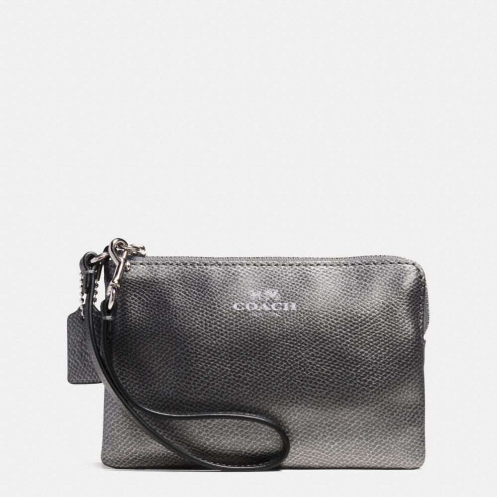 CORNER ZIP WRISTLET IN CROSSGRAIN LEATHER - f53429 - SILVER/GUNMETAL