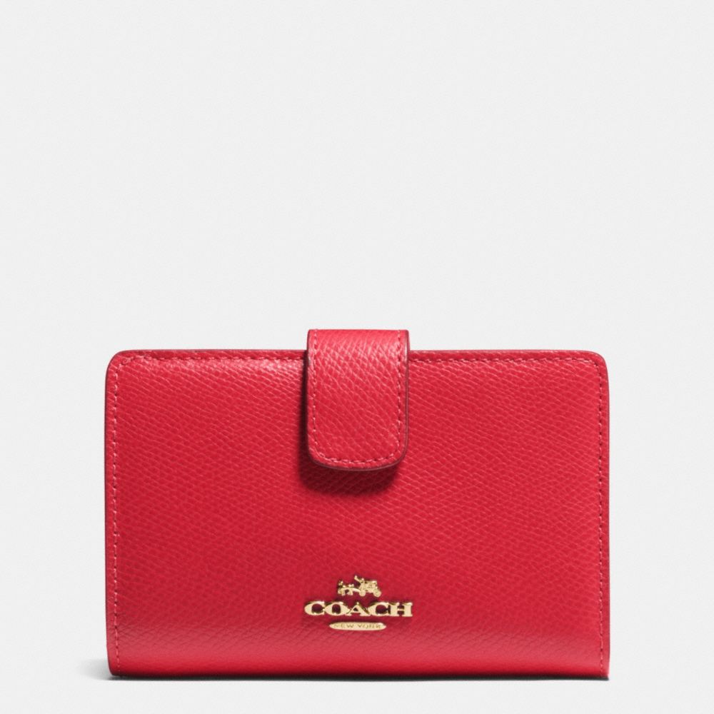 COACH MEDIUM CORNER ZIP WALLET IN CROSSGRAIN LEATHER - IMITATION GOLD/CLASSIC RED - F53436