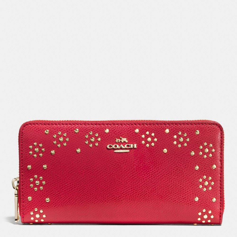 COACH f53636 BORDER STUD ACCORDION ZIP WALLET IN LEATHER IMITATION GOLD/CLASSIC RED