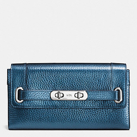 COACH F53682 COACH SWAGGER WALLET IN METALLIC PEBBLE LEATHER SILVER/METALLIC-BLUE