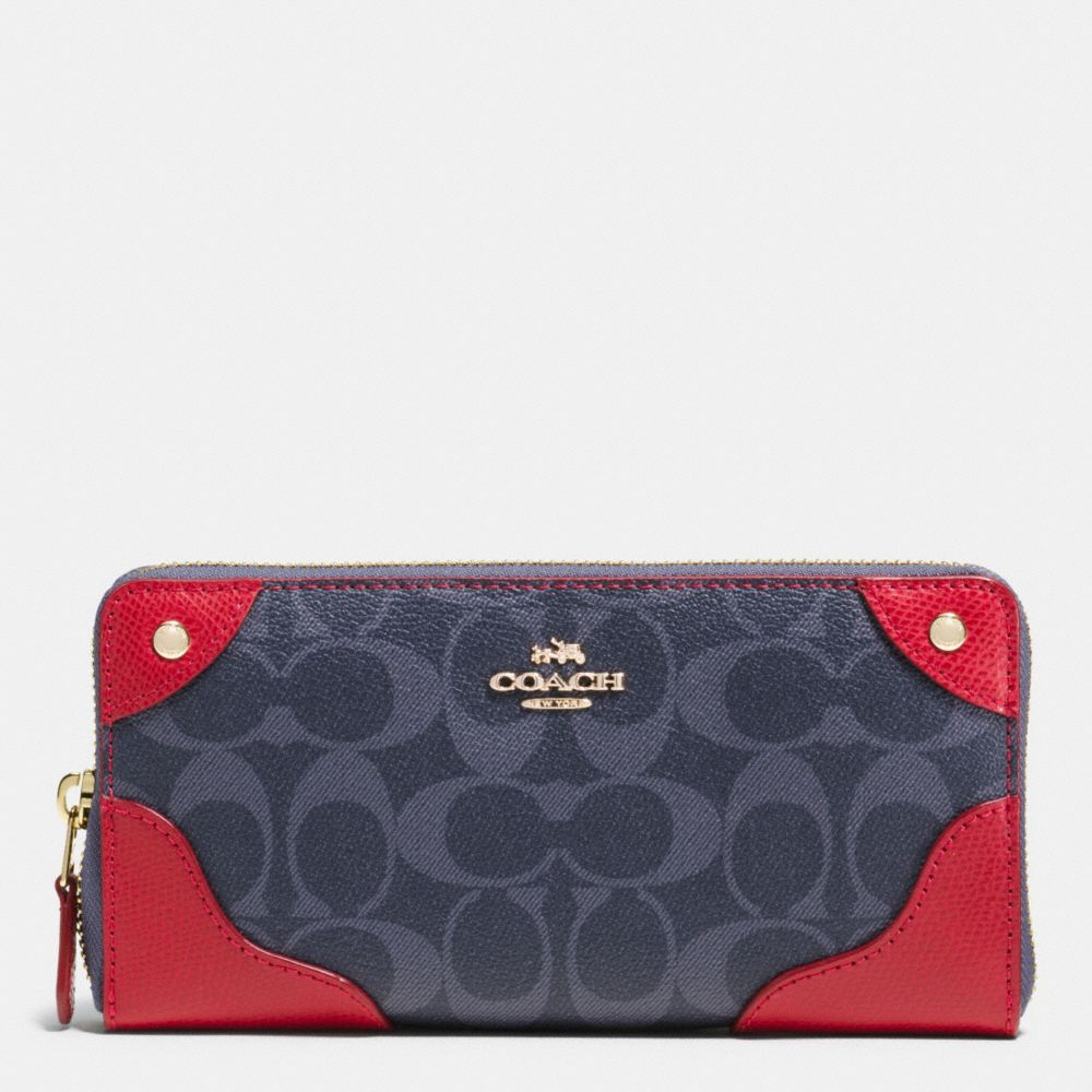 MICKIE ACCORDION ZIP WALLET IN DENIM SIGNATURE COATED CANVAS - IMITATION GOLD/DENIM/CLASSIC RED - COACH F53780