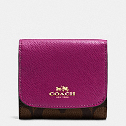 SMALL WALLET IN SIGNATURE - f53837 - IMITATION GOLD/BROWN/FUCHSIA