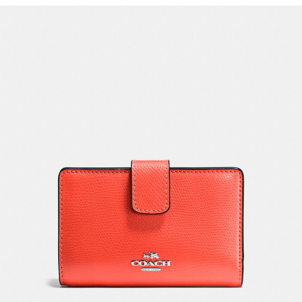 COACH F54010 - MEDIUM CORNER ZIP WALLET IN CROSSGRAIN LEATHER SILVER/BRIGHT ORANGE