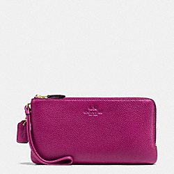 COACH DOUBLE ZIP WALLET IN PEBBLE LEATHER - IMITATION GOLD/FUCHSIA - F54056