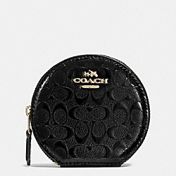 COACH F54840 Round Coin Case In Signature Debossed Patent Leather IMITATION GOLD/BLACK