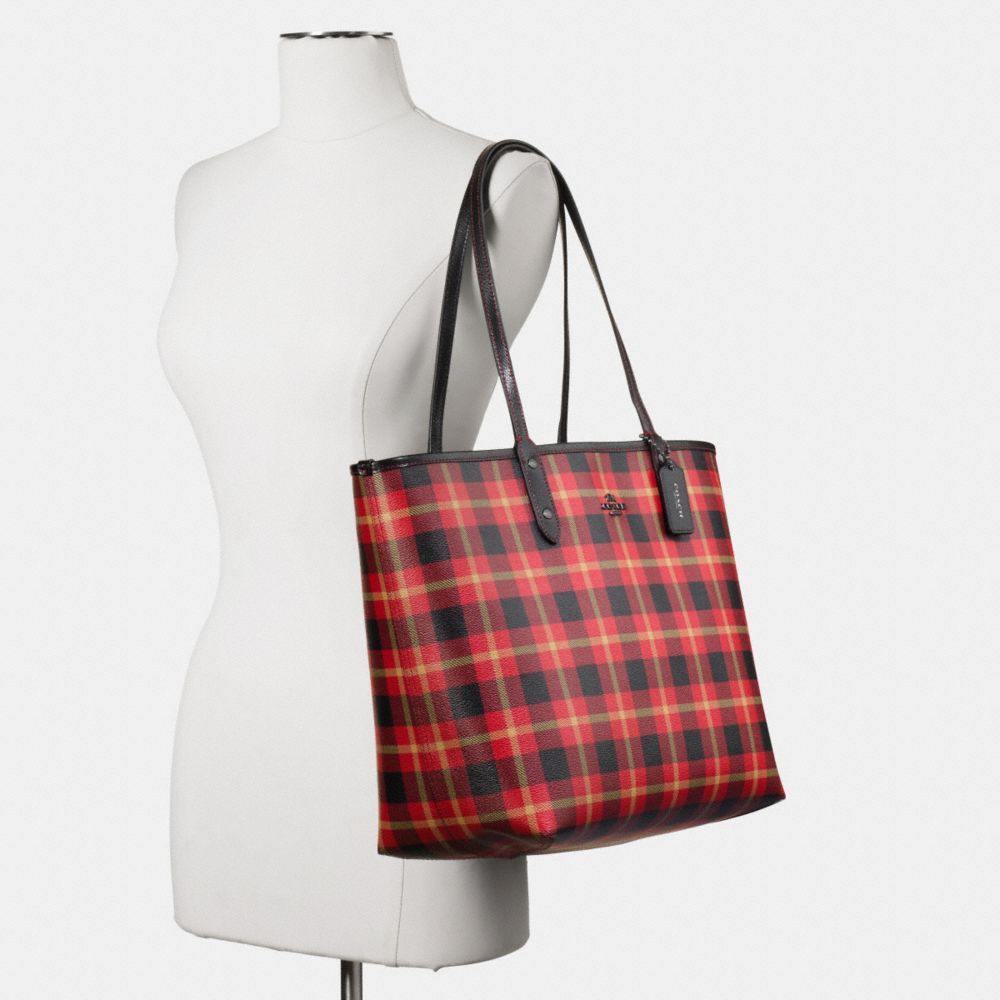 COACH f55447 REVERSIBLE CITY TOTE IN RILEY PLAID COATED CANVAS QB/True Red Multi