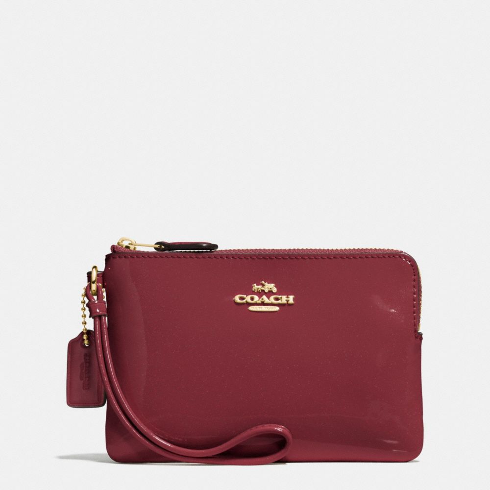 BOXED CORNER ZIP WRISTLET IN SMOOTH PATENT LEATHER - f55739 - IMITATION GOLD/BURGUNDY