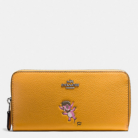 COACH BASEMAN X COACH ACCORDION ZIP WALLET IN POLISHED PEBBLE LEATHER - SILVER/MUSTARD - f57390