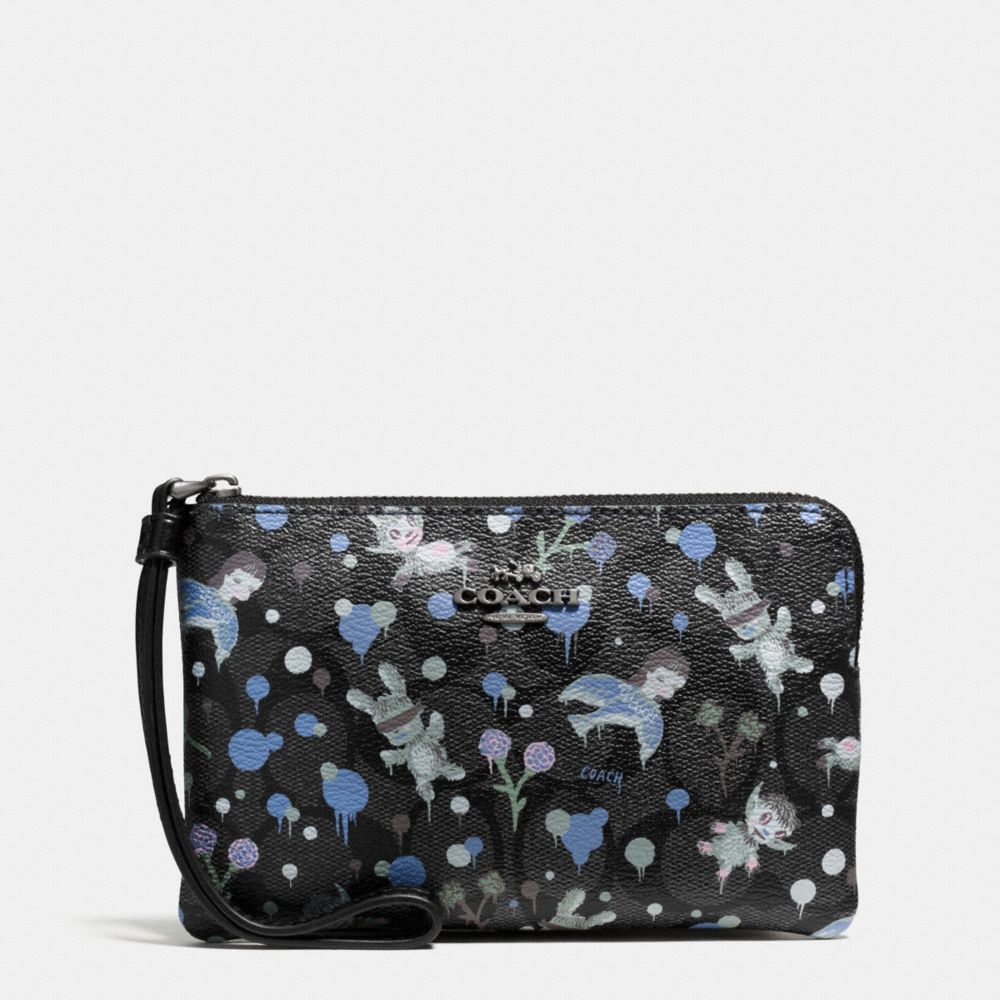 BASEMAN X COACH CORNER ZIP WRISTLET IN SIGNATURE - f57573 - CHARCOAL BLUE MULTI