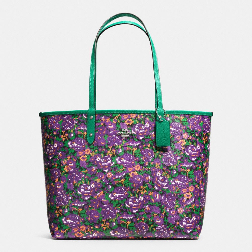 REVERSIBLE CITY TOTE IN ROSE MEADOW PRINT COATED CANVAS - f57667 - SILVER/VIOLET MULTI BLACK