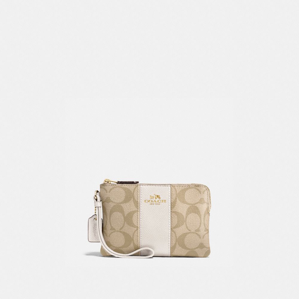 COACH f58035 CORNER ZIP WRISTLET IN SIGNATURE CANVAS LIGHT KHAKI/CHALK/IMITATION GOLD