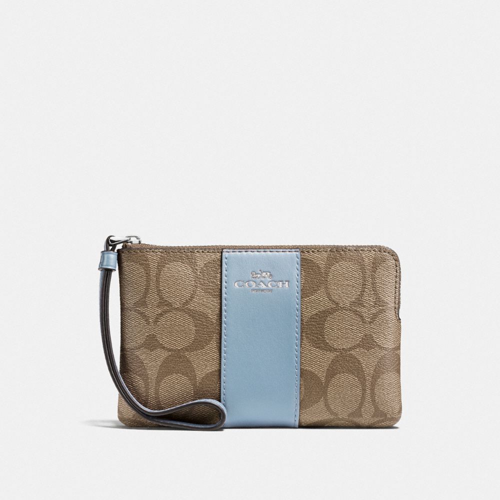 CORNER ZIP WRISTLET IN SIGNATURE CANVAS - KHAKI/CORNFLOWER/SILVER - COACH F58035