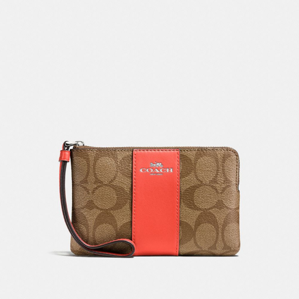 CORNER ZIP WRISTLET IN SIGNATURE COATED CANVAS WITH LEATHER STRIPE - SILVER/KHAKI - COACH F58035