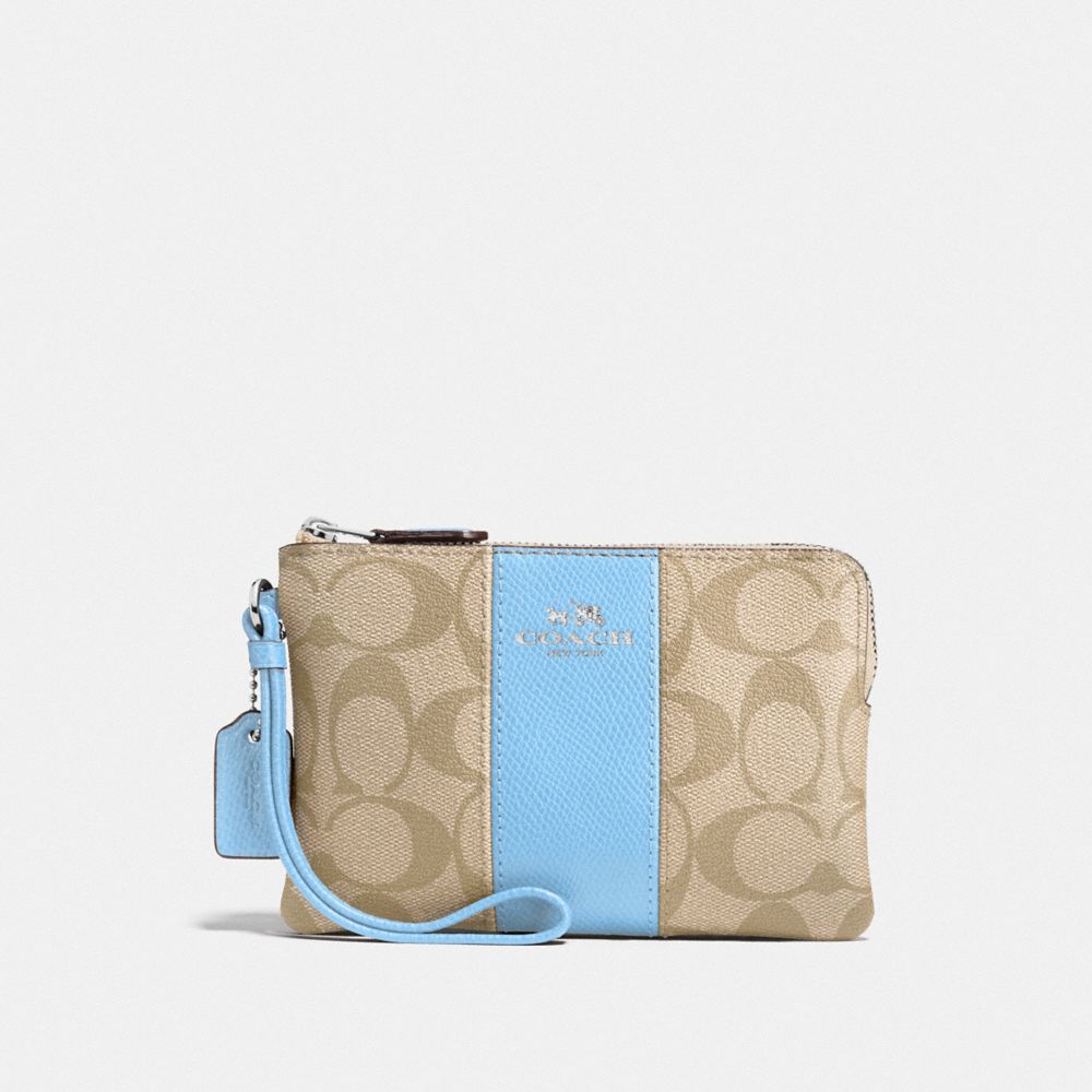 CORNER ZIP WRISTLET IN SIGNATURE COATED CANVAS WITH LEATHER STRIPE - SILVER/LIGHT KHAKI - COACH F58035