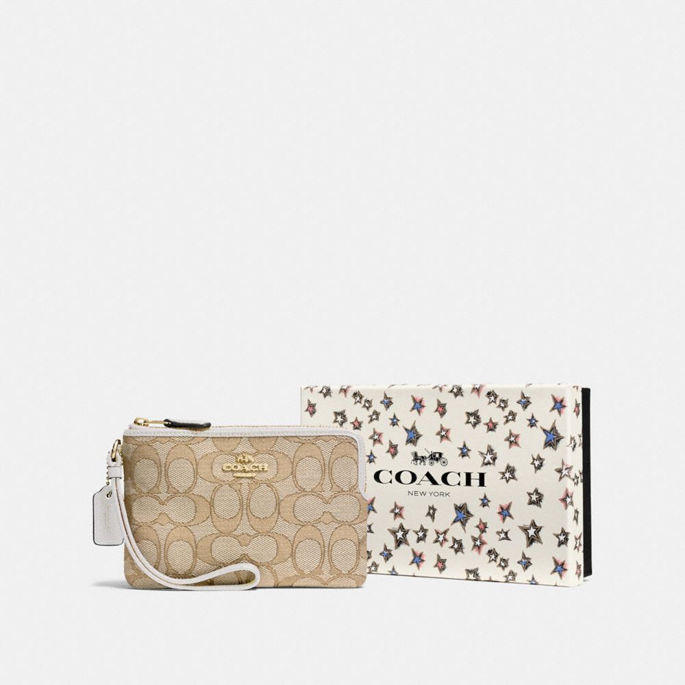 BOXED SMALL WRISTLET IN SIGNATURE JACQUARD - F58041 - LI/LIGHT KHAKI/CHALK