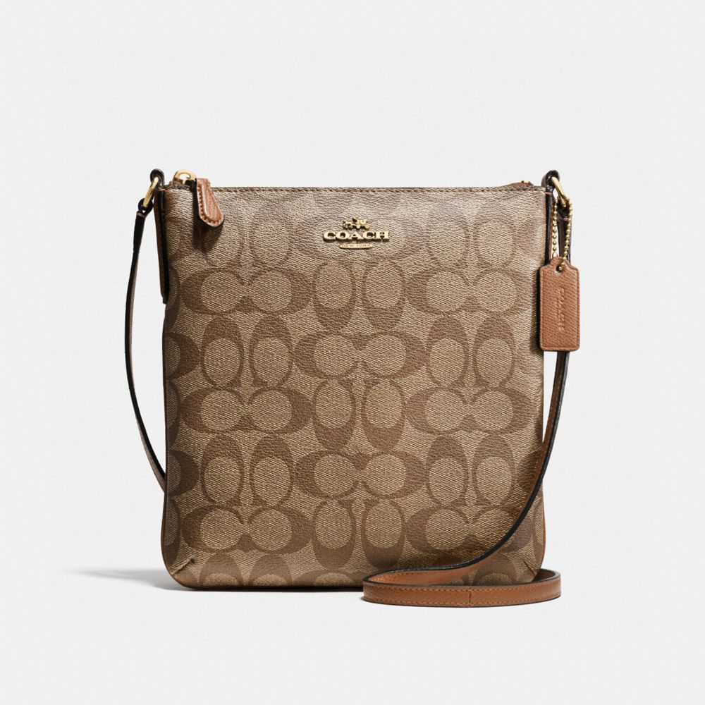 NORTH/SOUTH CROSSBODY IN SIGNATURE - f58309 - IMITATION GOLD/KHAKI/SADDLE