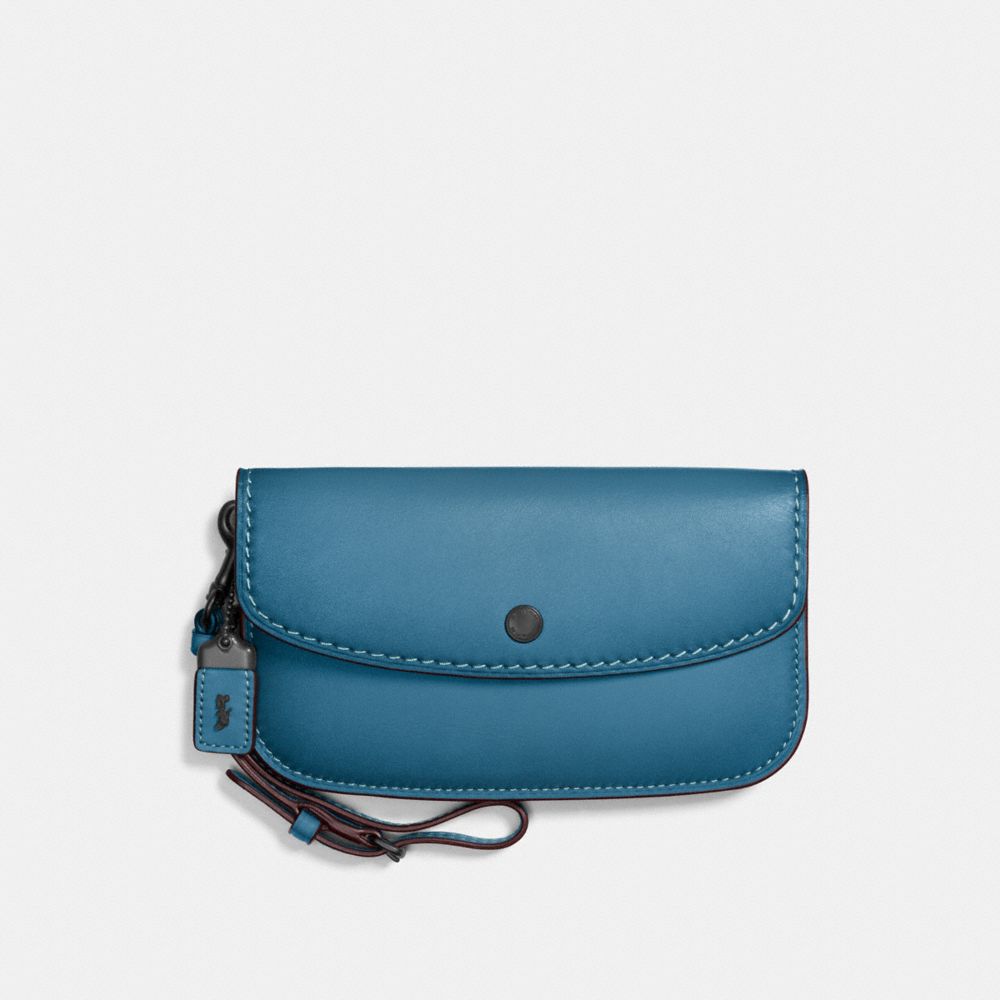 CLUTCH - BP/RIVER - COACH F58818