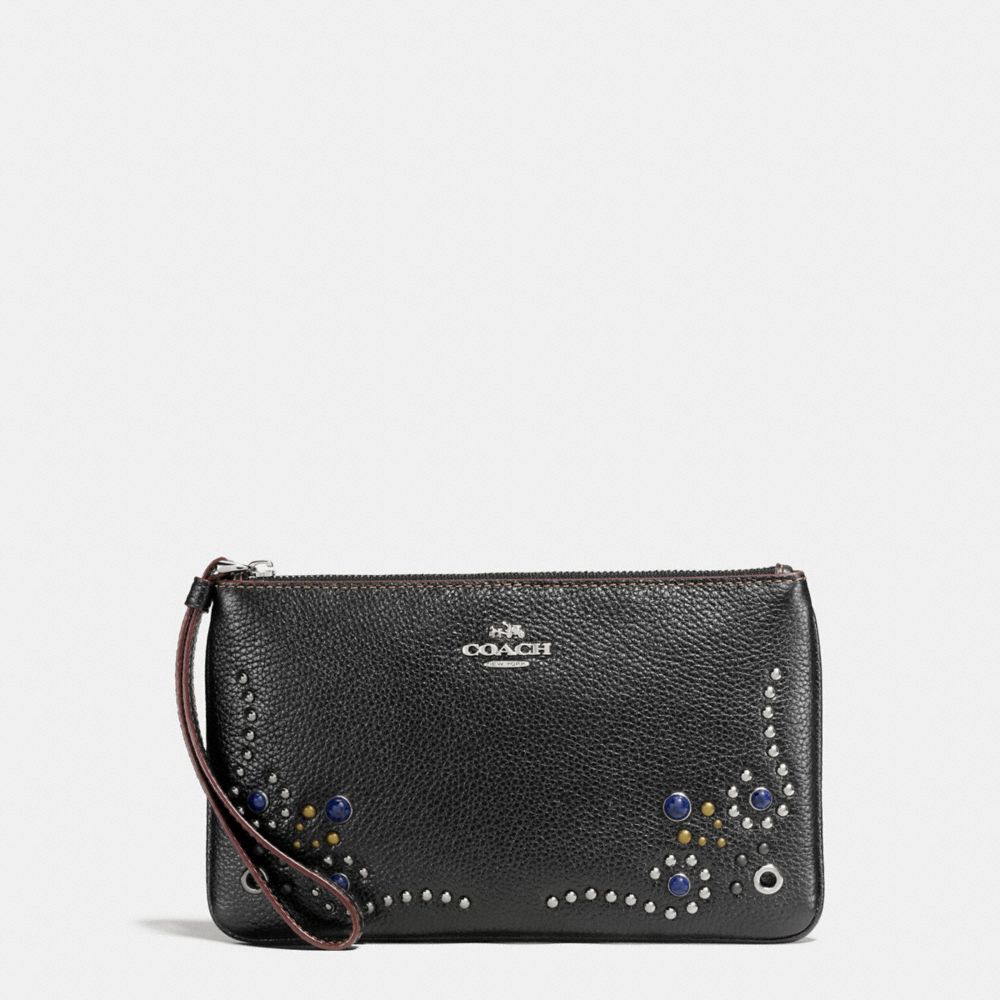 COACH f59069 LARGE WRISTLET IN PEBBLE LEATHER WITH BORDER STUDDED EMBELLISHMENT SILVER/BLACK