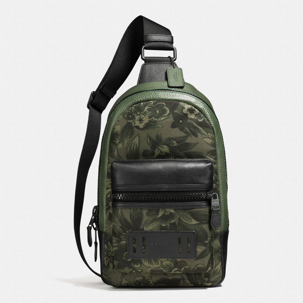 Academy pack in outlet signature wild beast print