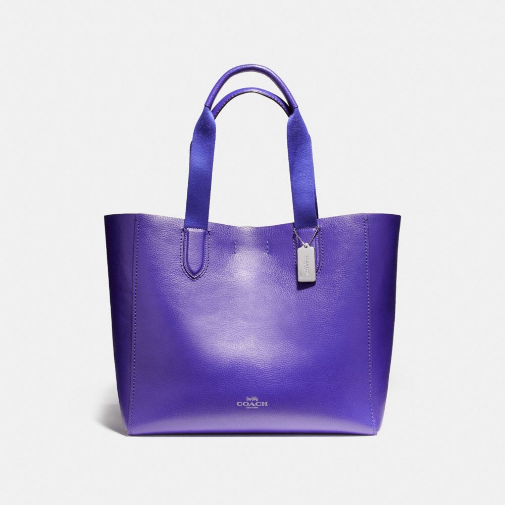 LARGE DERBY TOTE IN PEBBLE LEATHER WITH FLORAL PRINTED INTERIOR - f59392 - SILVER/PURPLE