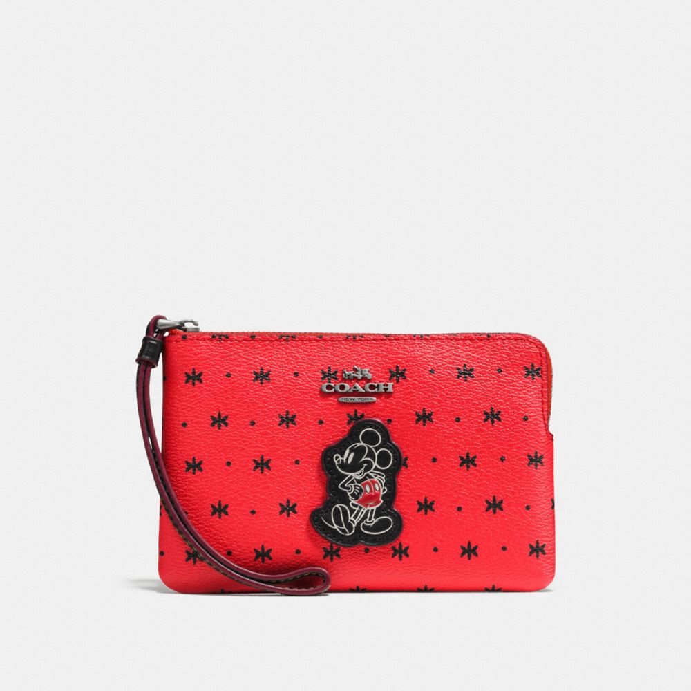 COACH F59530 - CORNER ZIP WRISTLET IN PRAIRIE BANDANA PRINT WITH MICKEY QB/BRIGHT RED BLACK