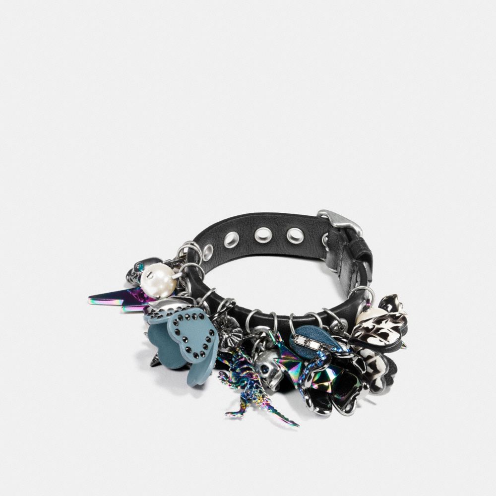 CLUSTERED COACH CHARMS EYELET BRACELET - F59801 - MULTICOLOR/BLACK