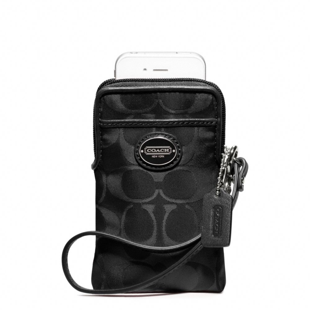 COACH SIGNATURE NYLON UNIVERSAL CASE - ONE COLOR - F62835