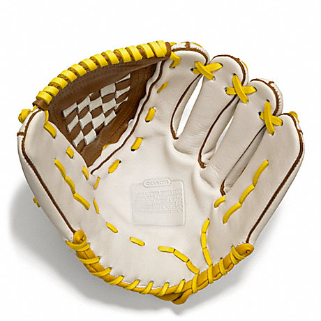COACH HERITAGE BASEBALL LEATHER COLORBLOCKED GLOVE - PARCHMENT/FAWN - f64496